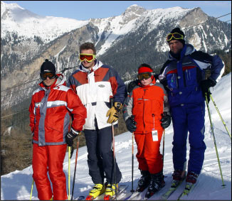 Gruppo di sciatori alle Torcole