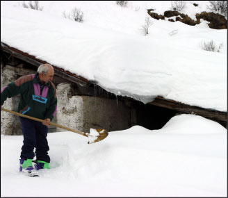 Natale alle prese con 1 metro di neve fresca