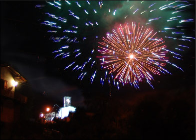 Spettacolo Pirotecnico a Ornica - Madonna del Frassino