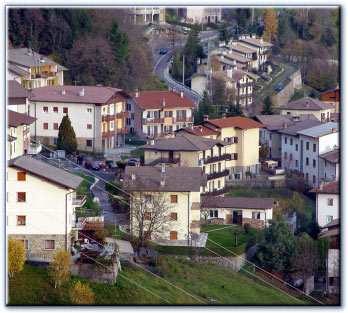 Via Risorgimento - Dossena