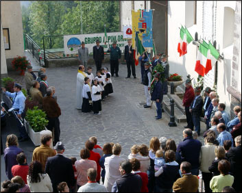 Cerimonia al Monumento dei Caduti di Ornica