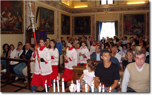 Sagra Madonna del Frassino la processione Ornica