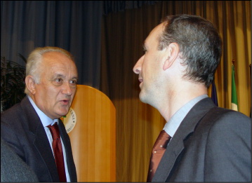 Goglio Carmelo si complimenta con il Cav. Busi