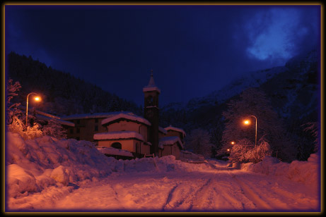 La notte magica di luna piena a Roncobello e Capovalle