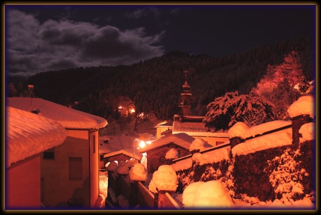 La notte magica di luna piena a Roncobello e Capovalle