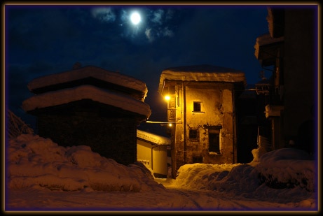 La notte magica di luna piena a Roncobello e Capovalle