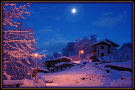 La notte magica di luna piena a Roncobello e Capovalle