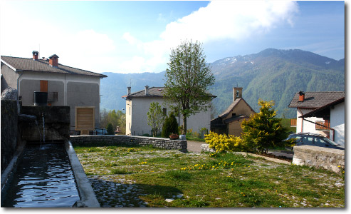 Fontana e lavatoio a Reggetto