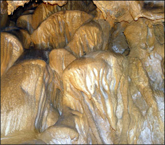 Particolare dell'interno delle Grotte delle Meraviglie