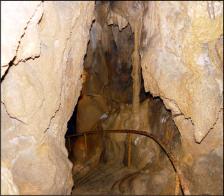 Un passaggio nelle Grotte delle Meraviglie